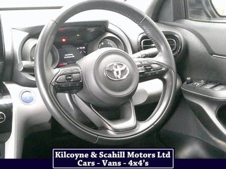 2022 Toyota Yaris Cross - photo 17