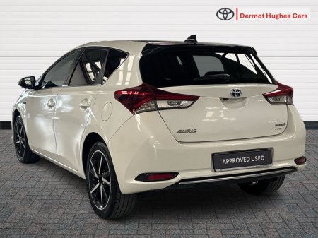 2018 Toyota Auris - photo 2
