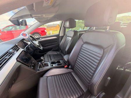 2020 Volkswagen Passat - photo 26
