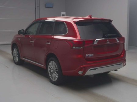 2018 Mitsubishi Outlander - photo 2
