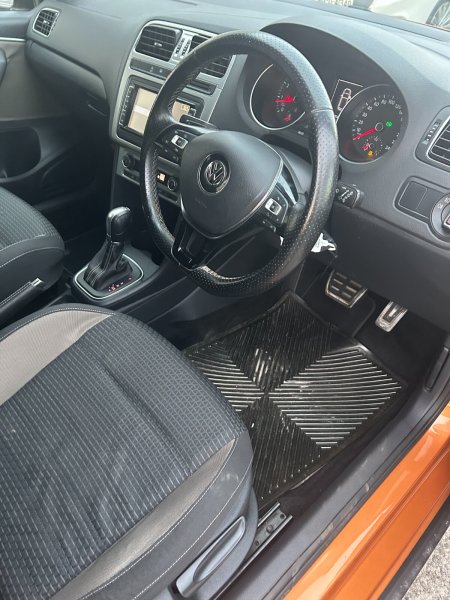 2015 Volkswagen Polo - photo 11