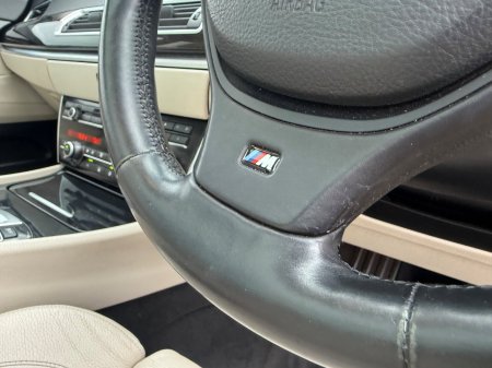 2010 BMW 5-Series - photo 25
