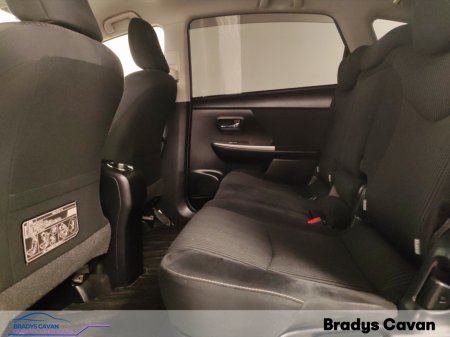 2016 Toyota Prius - photo 10