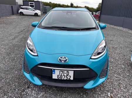 2017 Toyota Aqua - photo 3