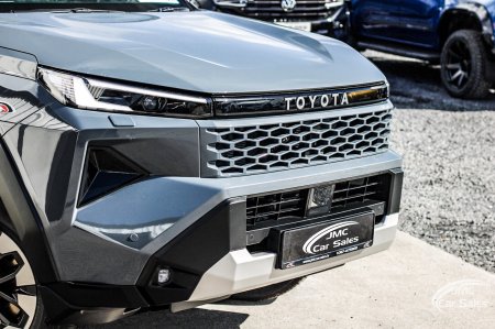2026 Toyota Hilux - photo 5