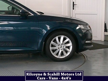2021 Skoda Superb - photo 34