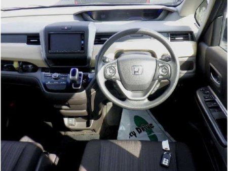 2017 Honda Freed - photo 5