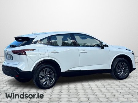 2024 Nissan Qashqai - photo 2