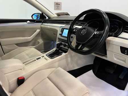 2019 Volkswagen Passat - photo 19