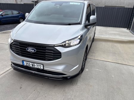 2025 Ford Transit Custom - photo 3