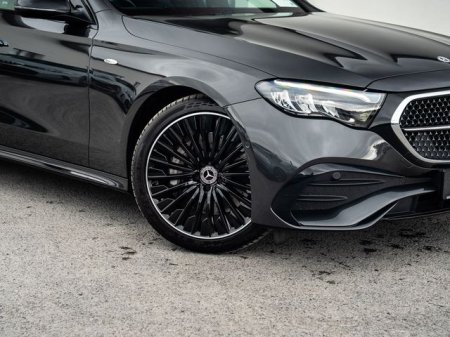 2025 Mercedes-Benz E-Class - photo 2