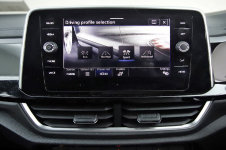 2023 Volkswagen T-Roc - photo 23