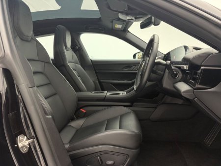 2023 Porsche Taycan - photo 26