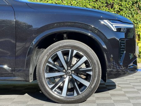 2025 Volvo XC90 - photo 10