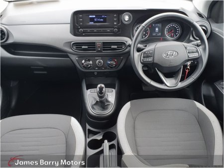 2022 Hyundai i10 - photo 2