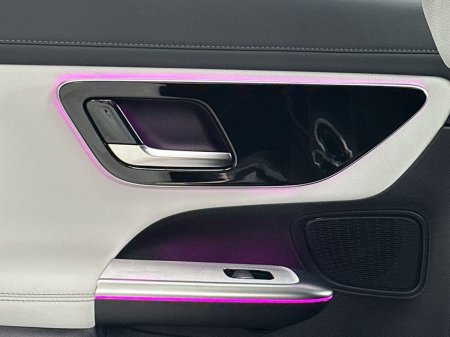 2025 Mercedes-Benz GLC - photo 13