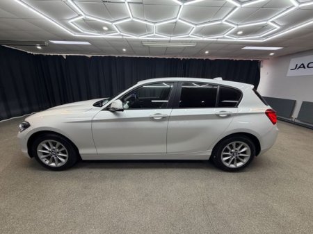 2017 BMW 1-Series - photo 6