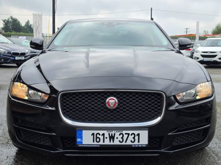 2016 Jaguar XE - photo 2