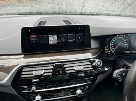 2017 BMW 5-Series - photo 22
