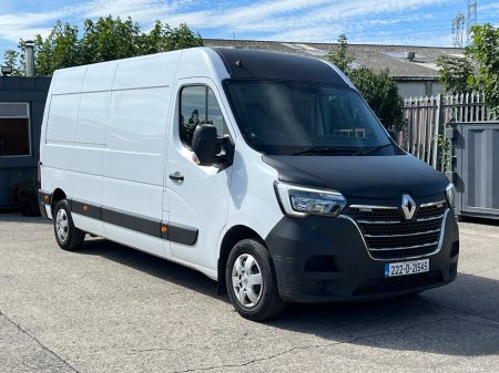2022 Renault Master