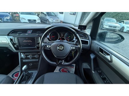 2016 Volkswagen Touran - photo 4