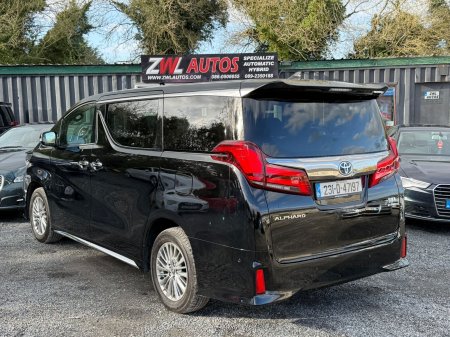 2023 Toyota Alphard - photo 6