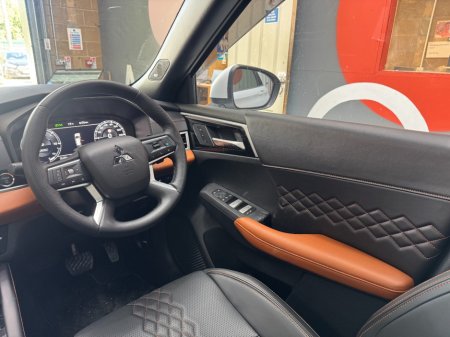 2024 Mitsubishi Outlander - photo 14
