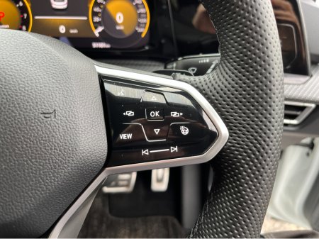 2021 Volkswagen Golf - photo 23