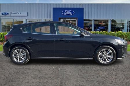 2024 Ford Focus - photo 3