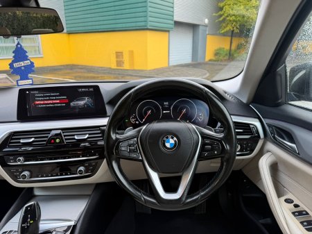2018 BMW 5-Series - photo 13