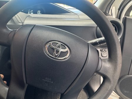 2021 Toyota Aqua - photo 14