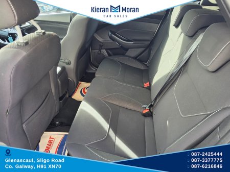 2018 Ford Focus - photo 16