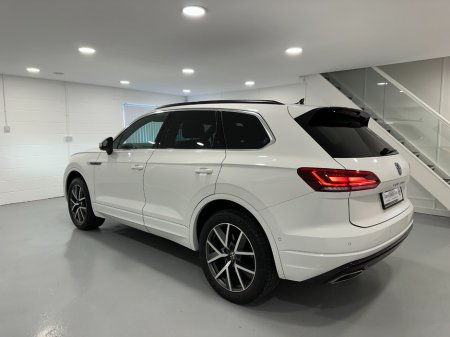 2023 Volkswagen Touareg - photo 14