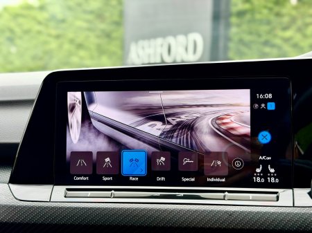 2021 Volkswagen Golf - photo 25