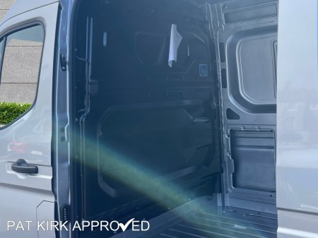 2026 Nissan Interstar - photo 11