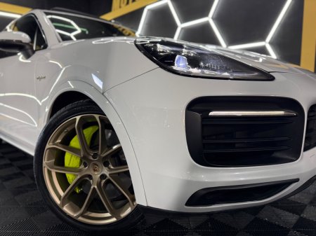 2020 Porsche Cayenne - photo 3