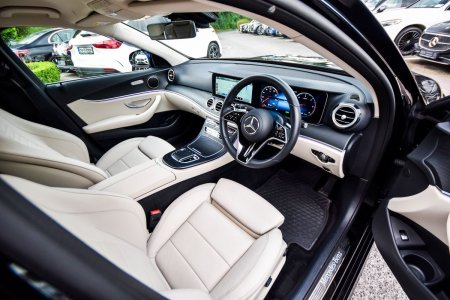 2022 Mercedes-Benz E-Class - photo 10