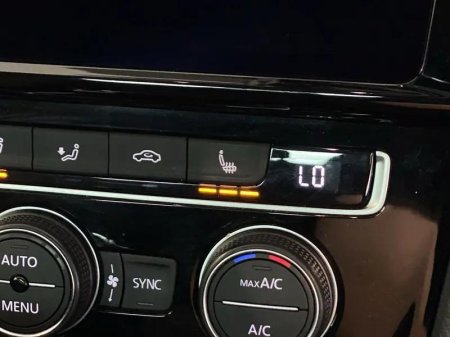 2020 Volkswagen Golf - photo 28