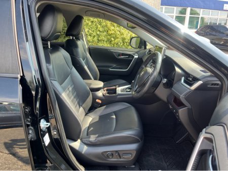 2021 Toyota RAV4 - photo 11