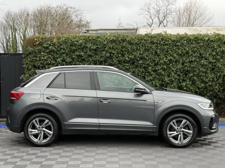2023 Volkswagen T-Roc - photo 2