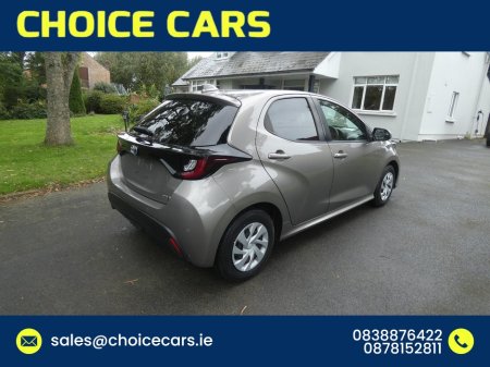2021 Toyota Yaris - photo 5