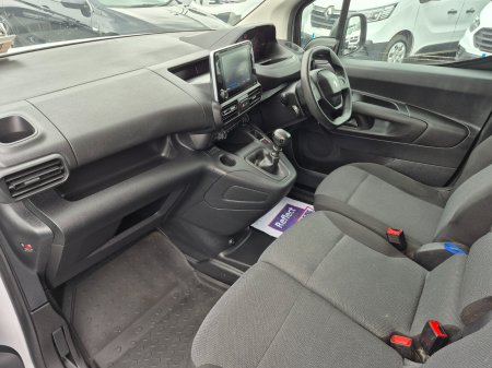 2023 Peugeot Partner - photo 13