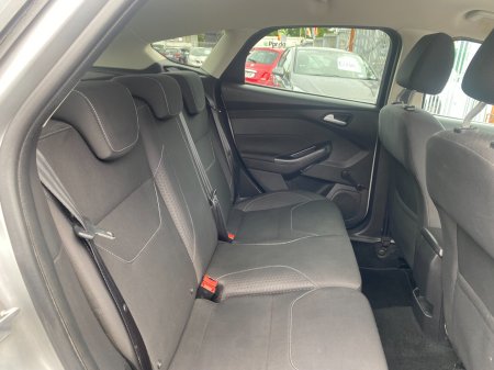 2017 Ford Focus - photo 10