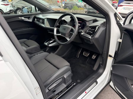 2023 Audi Q4 e-tron - photo 2