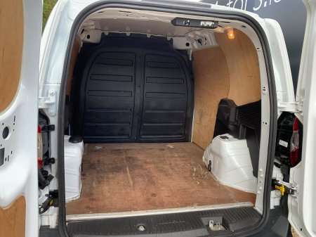 2023 Ford Transit Courier - photo 10