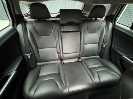 2016 Volvo V60 - photo 19