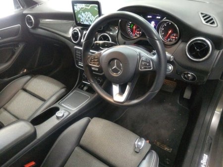 2017 Mercedes-Benz CLA - photo 4