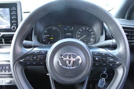 2020 Toyota Yaris - photo 12