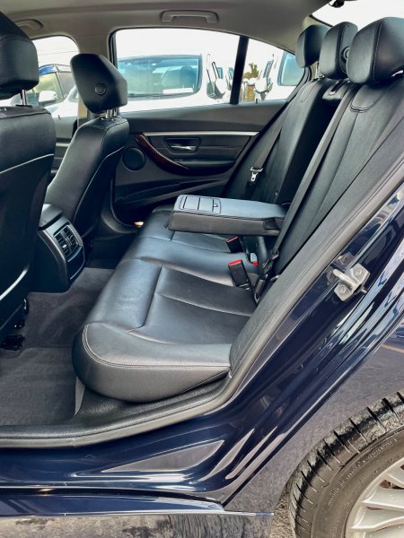 2017 BMW 3-Series - photo 20