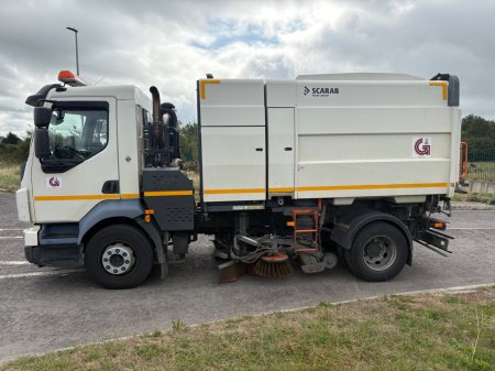 2021 Volvo FL250 - photo 10